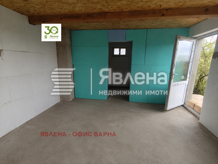 Продава КЪЩА, гр. Варна, м-т Боровец - север, снимка 3 - Къщи - 56203076
