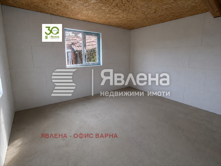 Продава КЪЩА, гр. Варна, м-т Боровец - север, снимка 2 - Къщи - 56203076