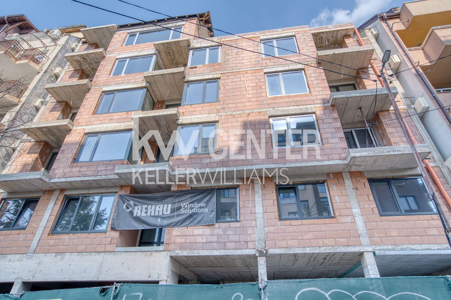 Продава 3-СТАЕН