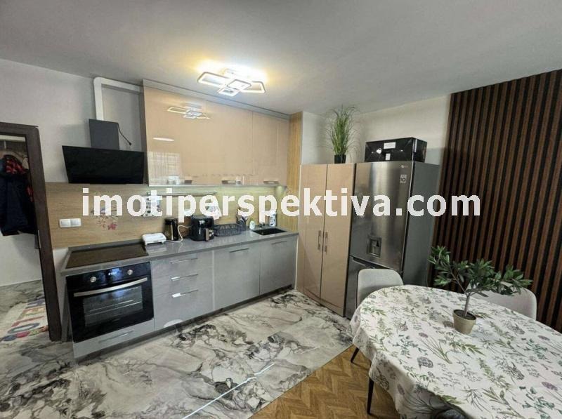 Продава 2-СТАЕН, гр. Пловдив, Център, снимка 3 - Aпартаменти - 49056856