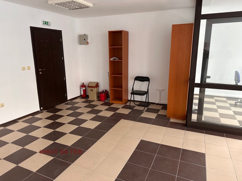 Продава  Офис град Шумен , Център , 80 кв.м | 81369510 - изображение [2]