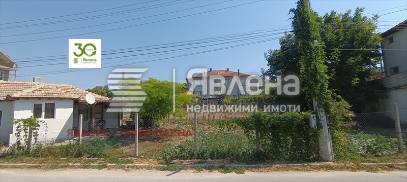 Продава КЪЩА, с. Оброчище, област Добрич, снимка 3 - Къщи - 47428007