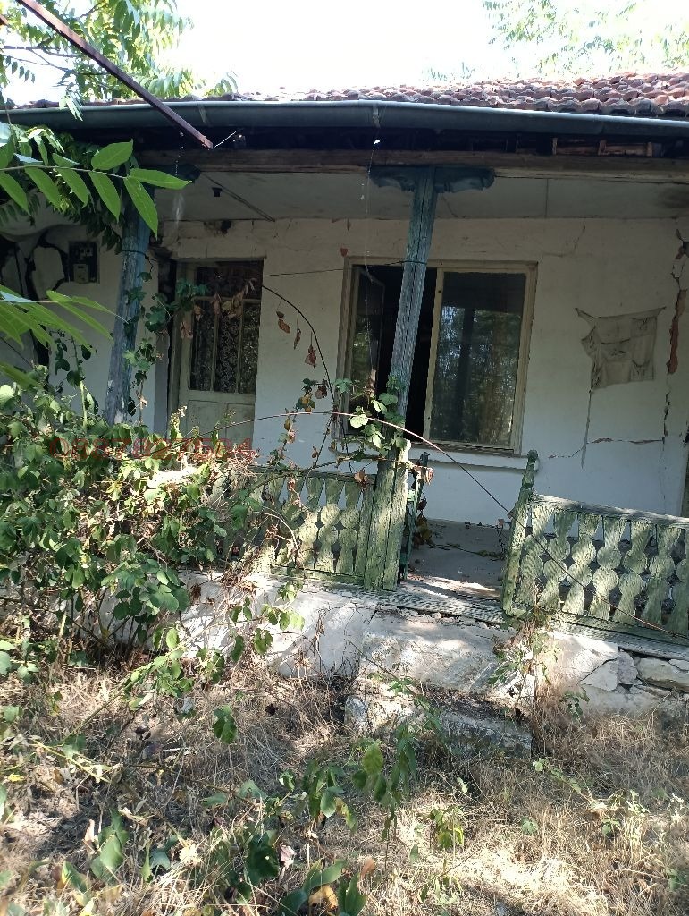 Продава ПАРЦЕЛ, с. Ловец, област Стара Загора, снимка 7 - Парцели - 53039797