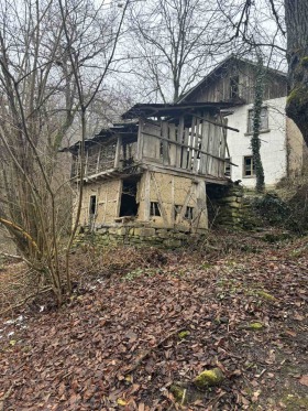 Casa Beli Osam, região Lovech 14