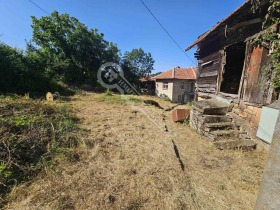 Casa Sevlievo, región de Gabrovo 15