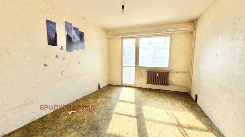 Продава 2-СТАЕН, град София, Борово • 180000 € / 352049.40 лв. • 79584703 1