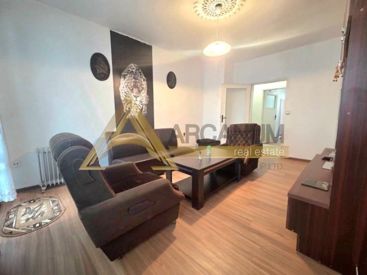 Продава 3-СТАЕН, гр. Варна, Възраждане 1