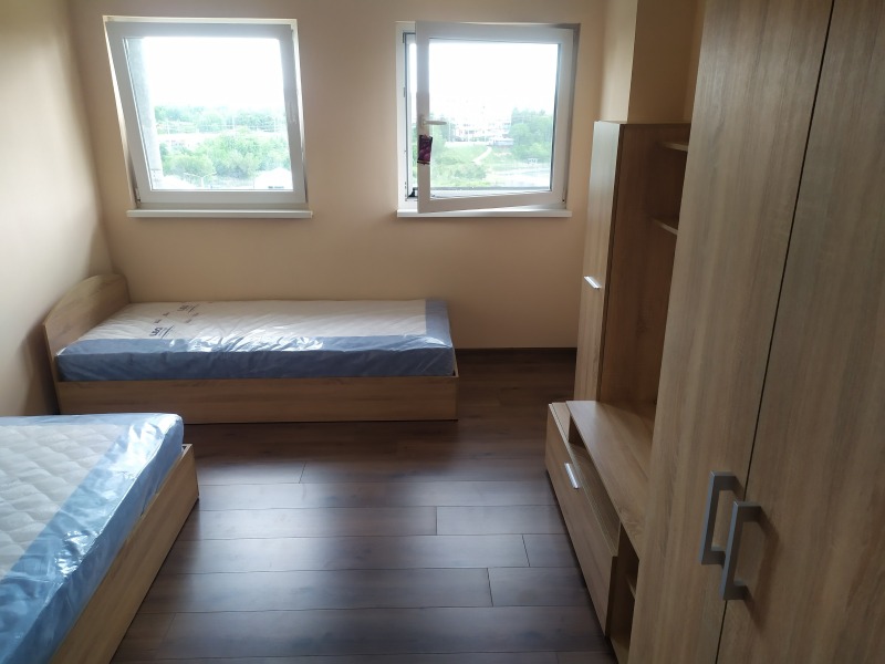 Продава АТЕЛИЕ, ТАВАН, гр. Плевен, Широк център, снимка 5 - Апартаменти - 52782306