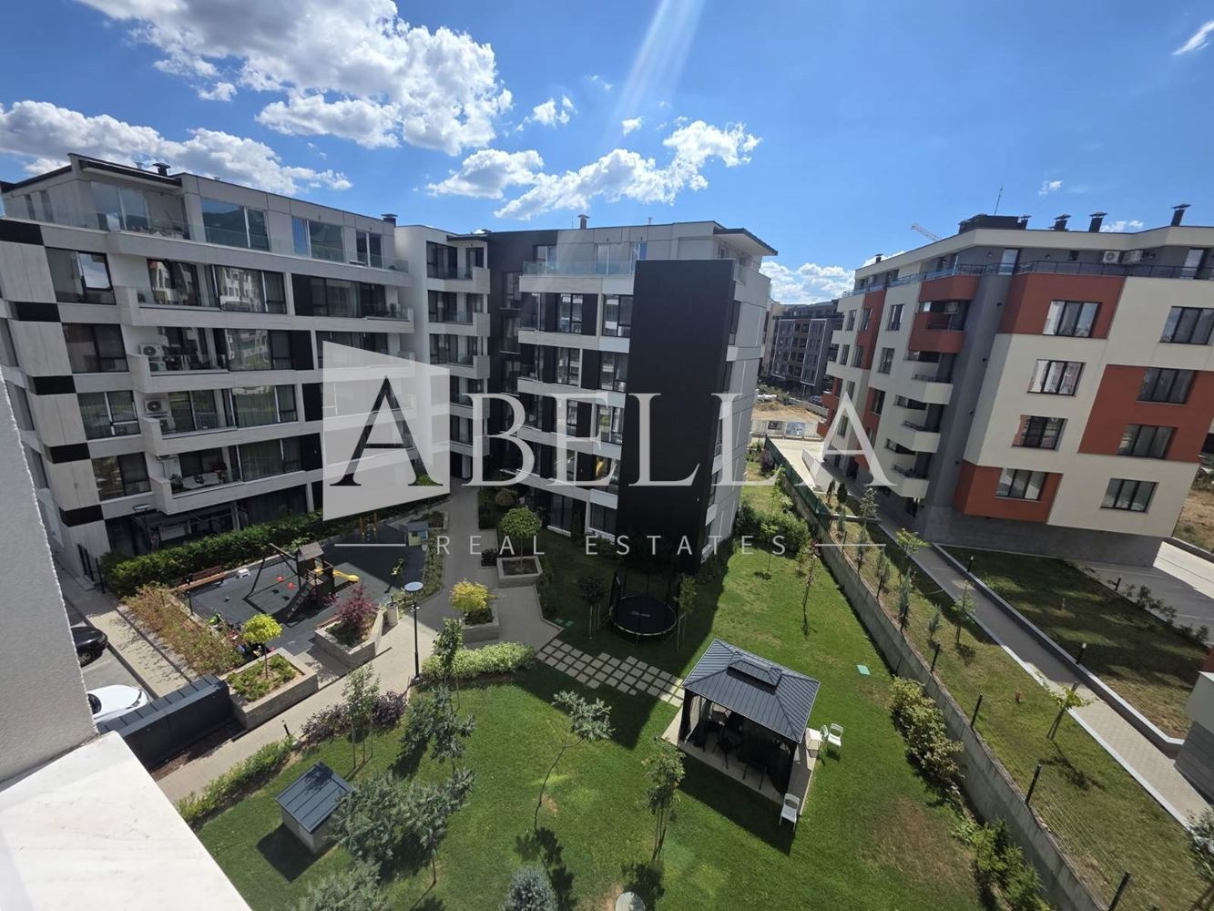 Продава  3-стаен град София , Студентски град , 116 кв.м | 76930561