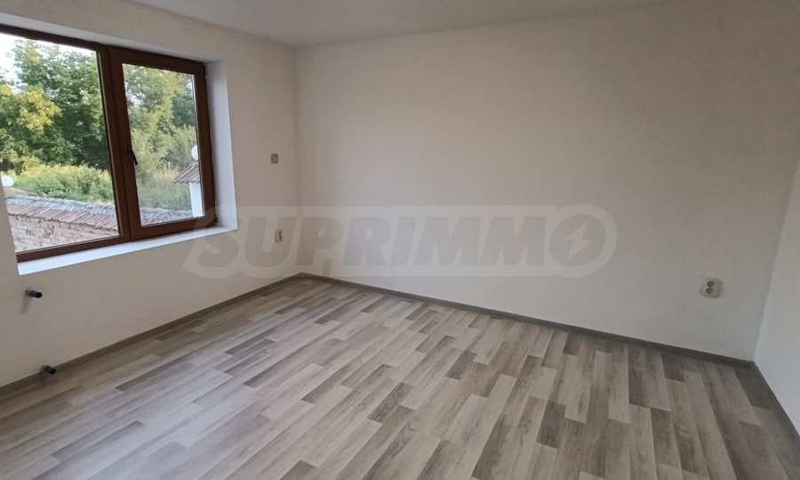 Продава КЪЩА, гр. Свищов, област Велико Търново, снимка 14 - Къщи - 55693711