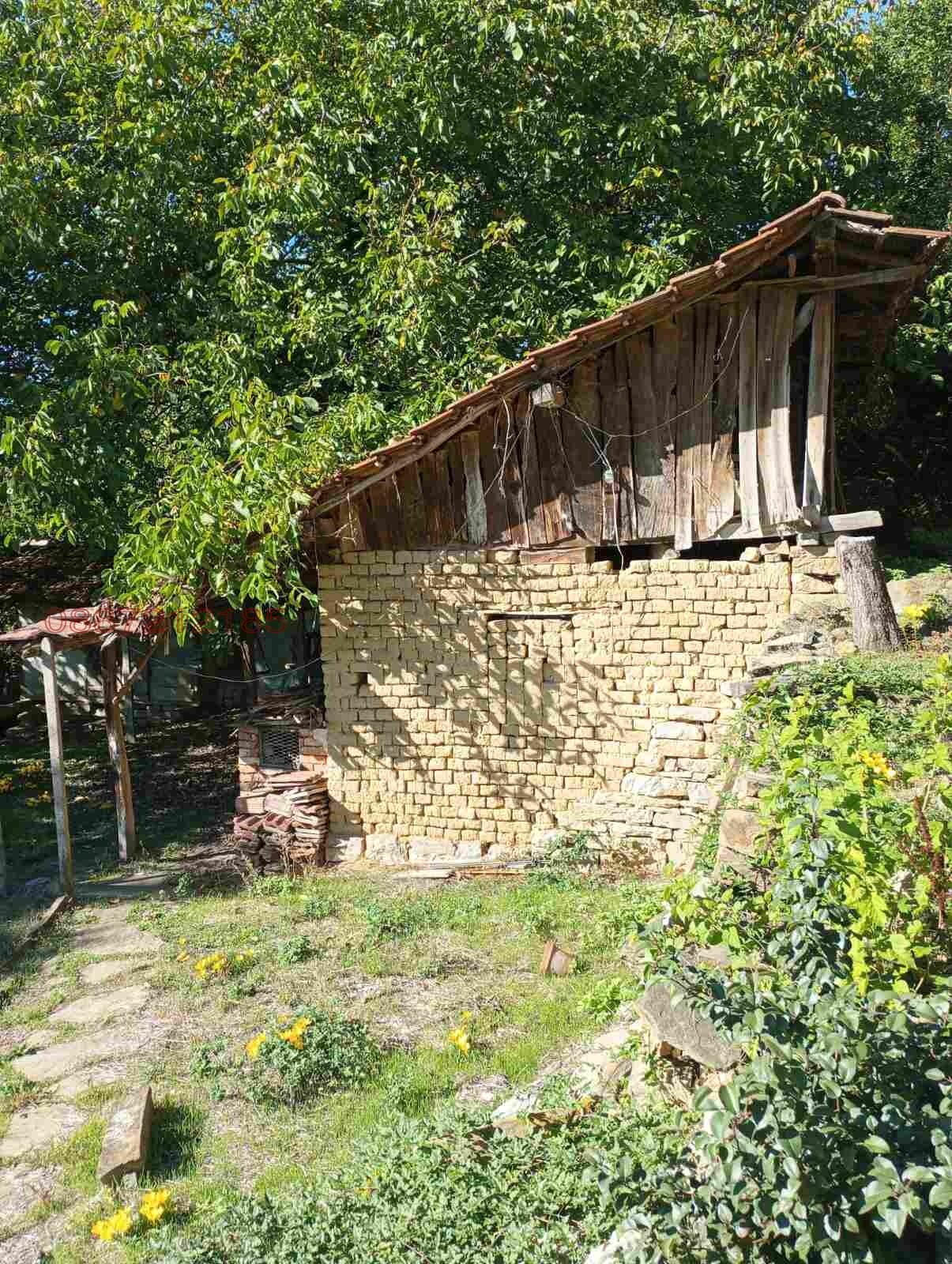 Продава КЪЩА, с. Горно Павликене, област Ловеч, снимка 2 - Къщи - 55785505