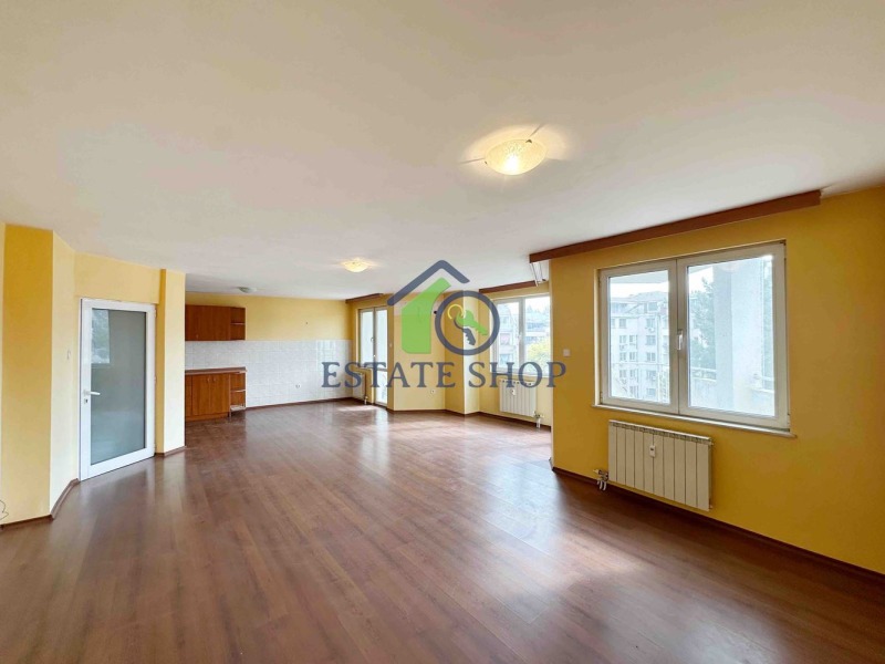 In vendita  2 camere da letto Plovdiv , Karshiiaka , 131 mq | 67602688