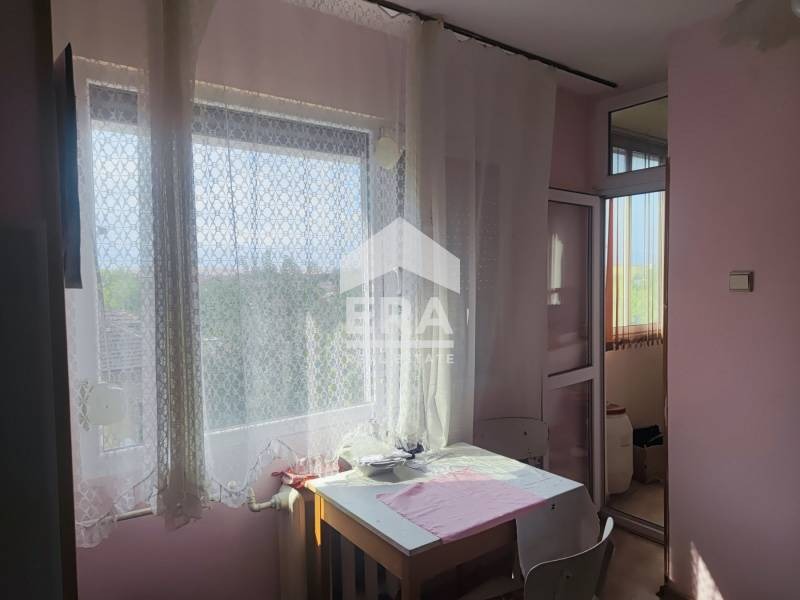 Продава  3-стаен град Ямбол , Промишлена зона , 84 кв.м | 88571490
