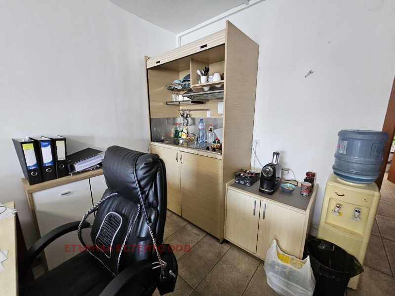 Eladó  Hivatal Sofia , Zona B-18 , 80 négyzetméter | 65100386 - kép [11]