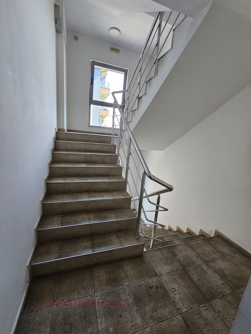 Eladó  Hivatal Sofia , Zona B-18 , 80 négyzetméter | 65100386 - kép [4]