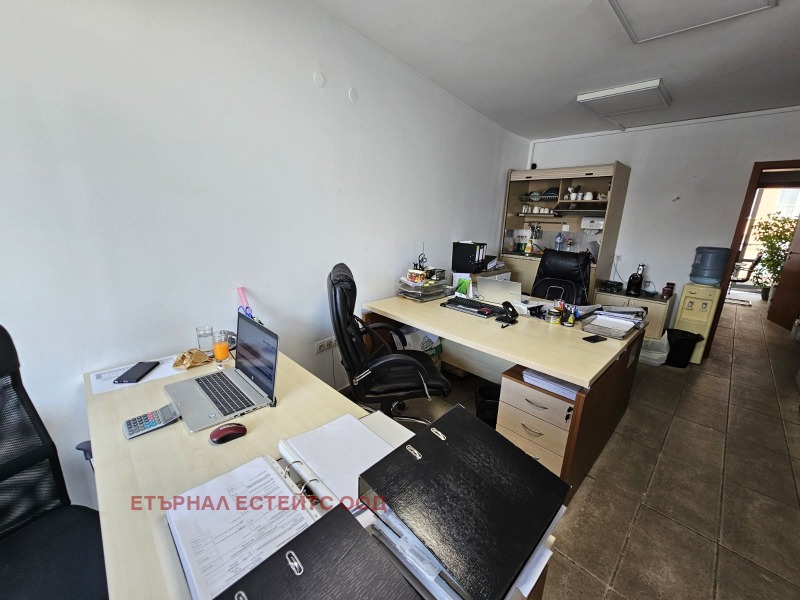 Eladó  Hivatal Sofia , Zona B-18 , 80 négyzetméter | 65100386 - kép [9]