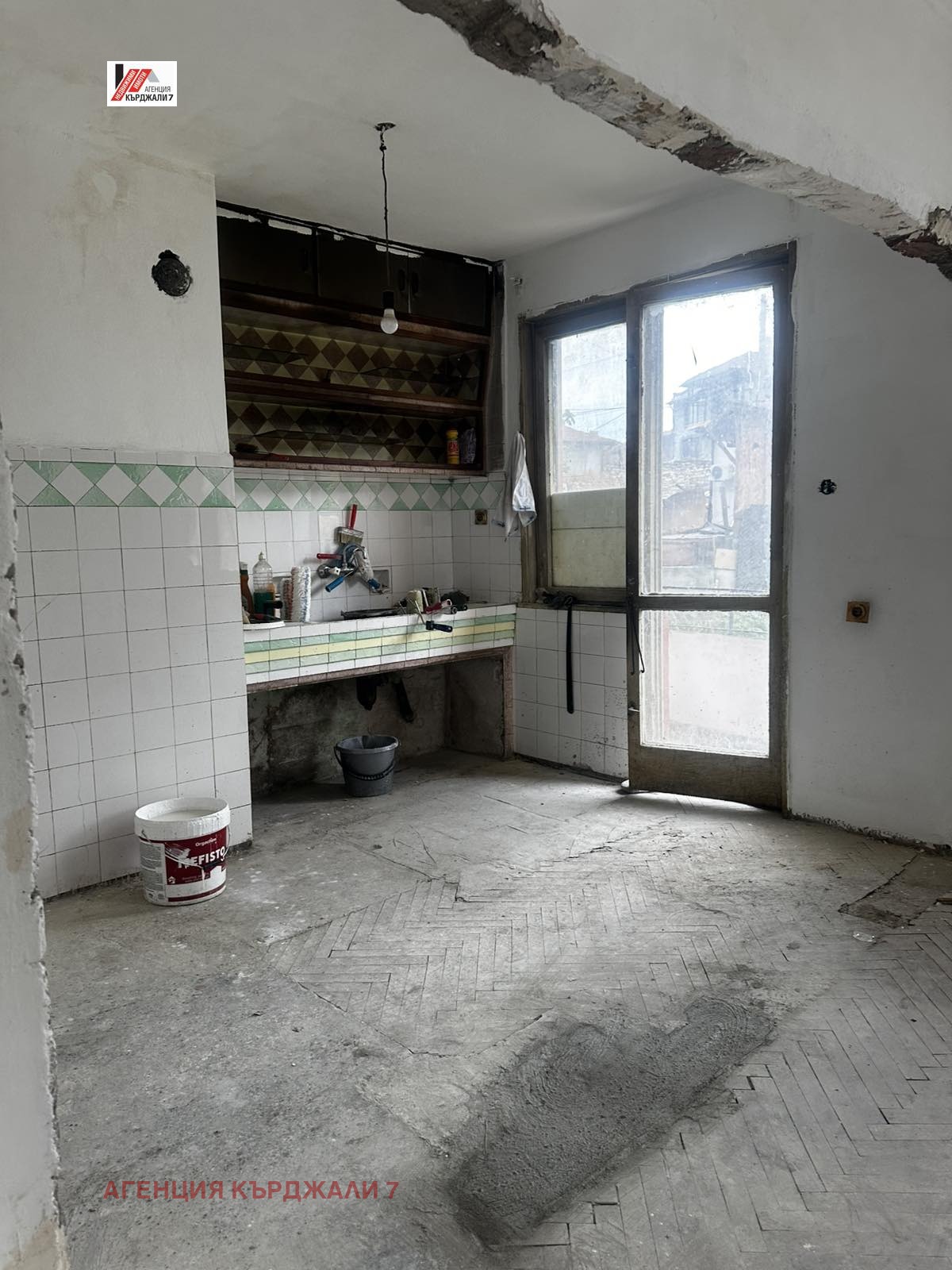 Продава МНОГОСТАЕН, гр. Кърджали, Център, снимка 7 - Апартаменти - 55959268
