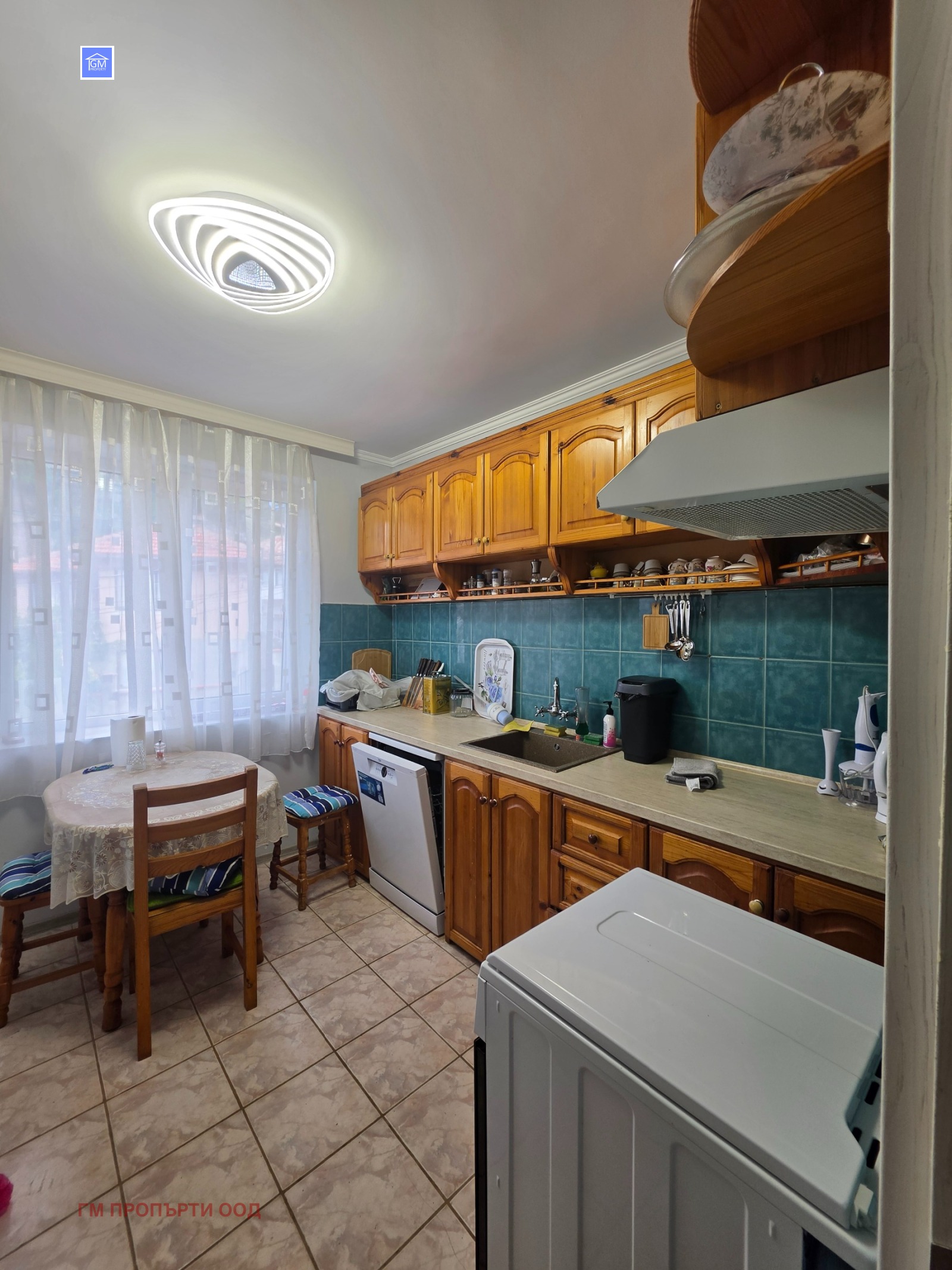Продава КЪЩА, гр. Балчик, област Добрич, снимка 4 - Къщи - 56629137