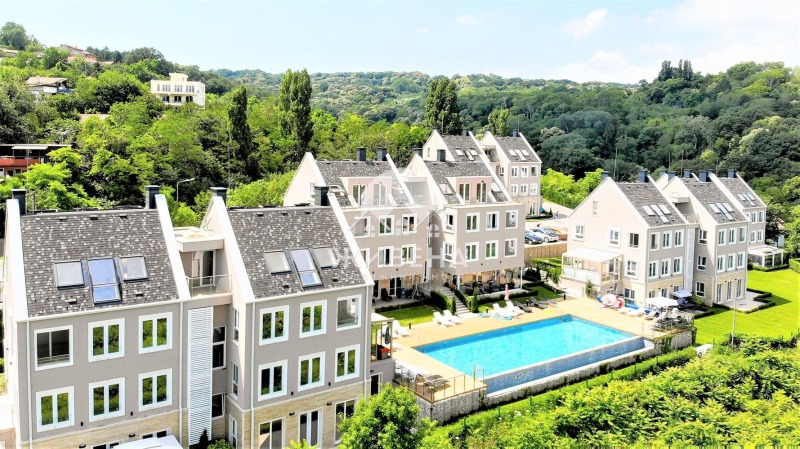 Продава 4-СТАЕН в град Варна, Аспарухово - 124 кв.м / 310 000 € » 606 307.30 лв., ЖИВЕНА