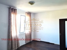 Продава 3-стаен област Варна гр. Девня - [1] 
