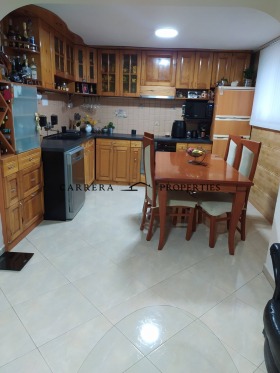 Maisonnette Pogrebi, Varna