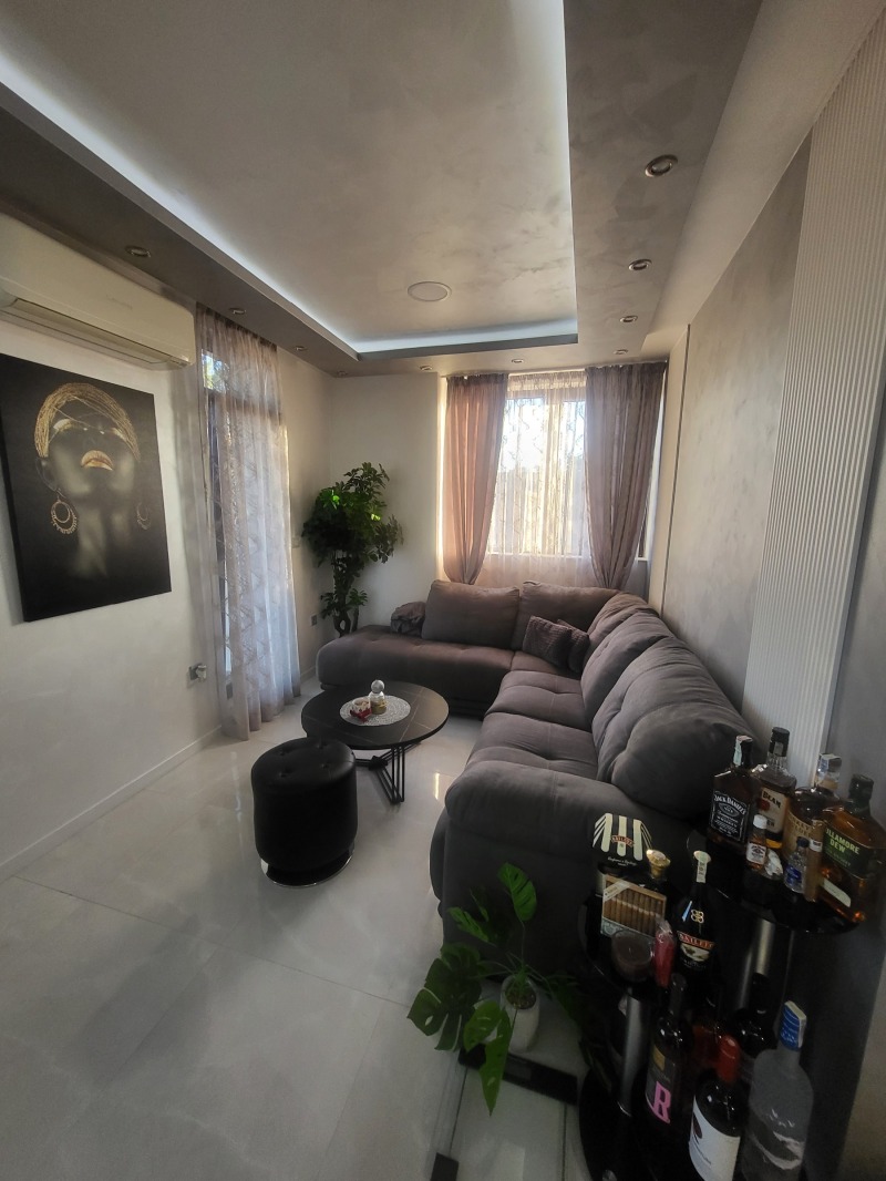 En venta  2 dormitorios Pleven , Shirok tsentar , 100 metros cuadrados | 23320946 - imagen [14]