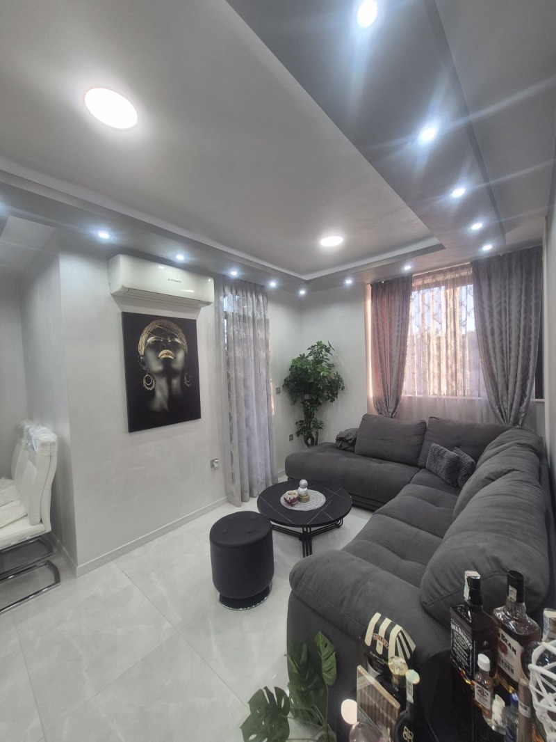 En venta  2 dormitorios Pleven , Shirok tsentar , 100 metros cuadrados | 23320946 - imagen [11]
