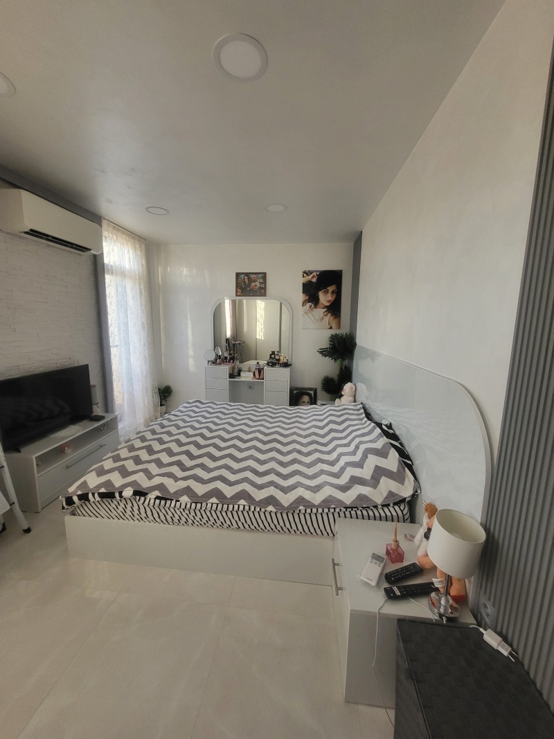 En venta  2 dormitorios Pleven , Shirok tsentar , 100 metros cuadrados | 23320946 - imagen [17]