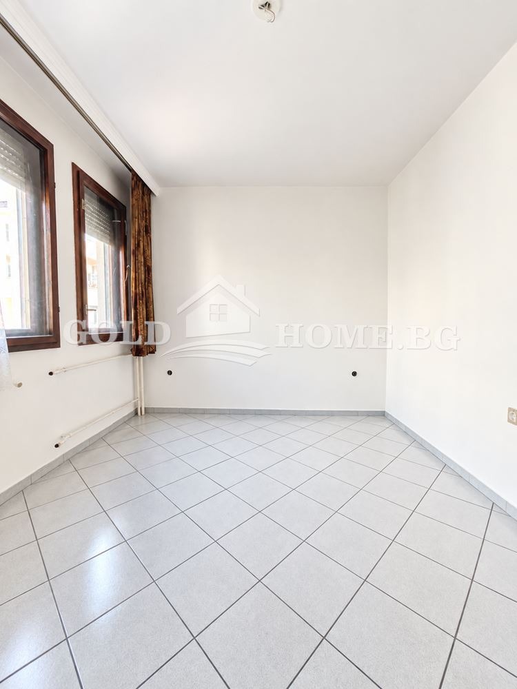 Продава 3-СТАЕН, гр. Пловдив, Център, снимка 8 - Апартаменти - 56069180