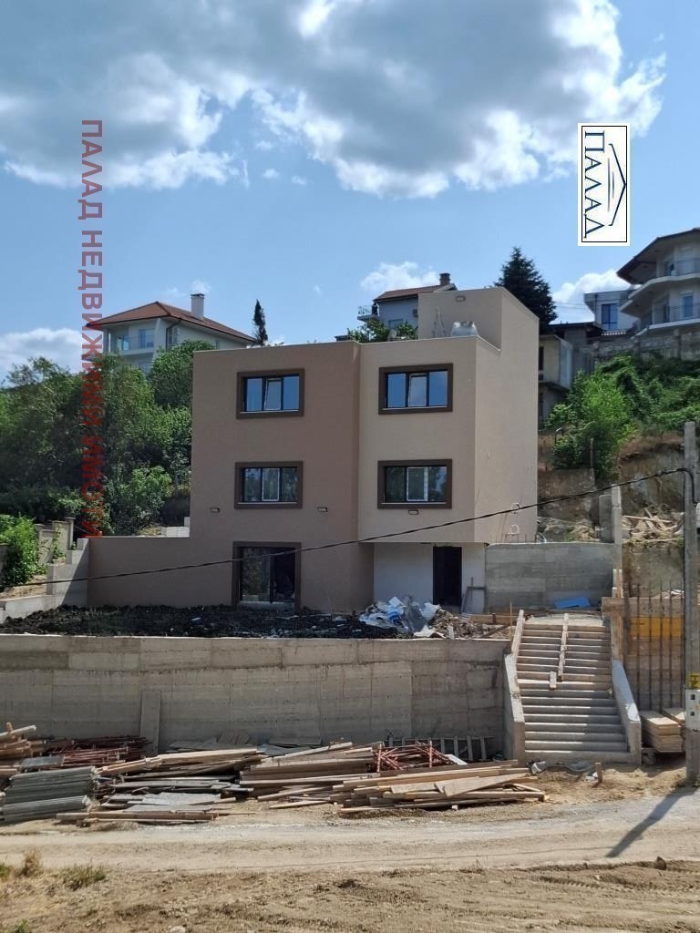 Till salu  Hus Varna , m-t Gorna Traka , 360 kvm | 33907354 - bild [3]