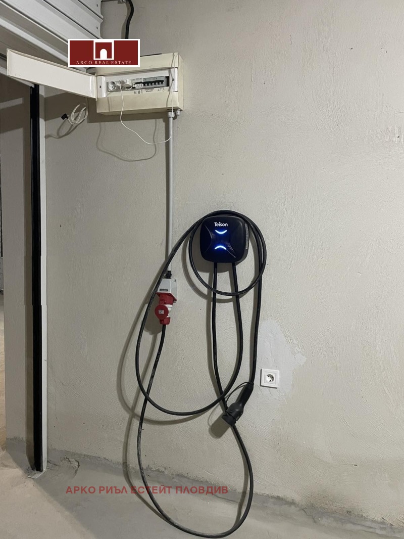 Продава ГАРАЖ, ПАРКОМЯСТО, гр. Пловдив, Кючук Париж, снимка 3 - Гаражи и паркоместа - 52657869