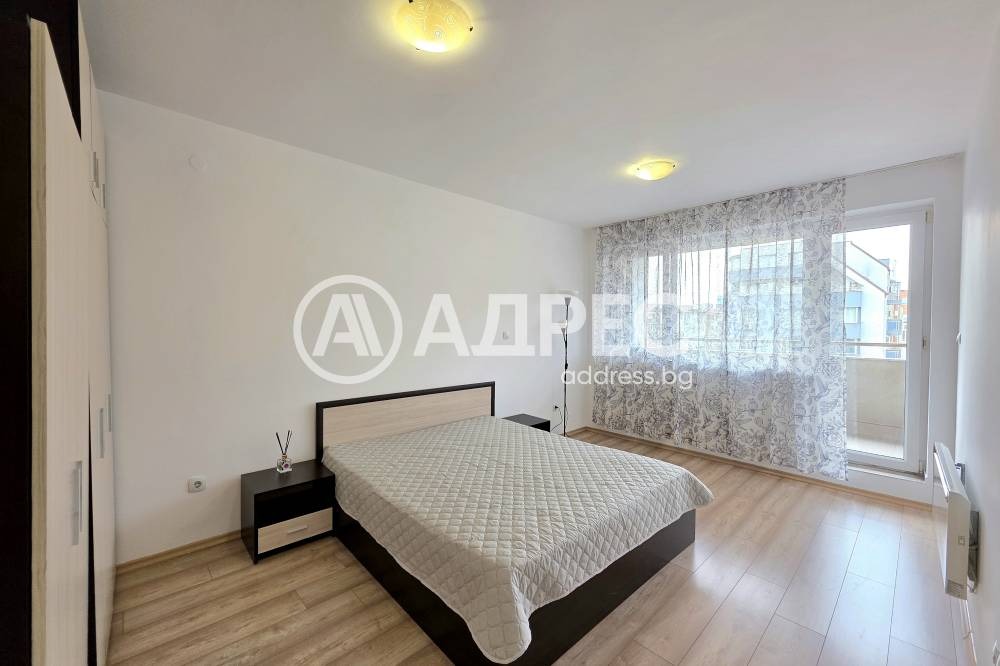 Продава 2-СТАЕН, гр. София, Център