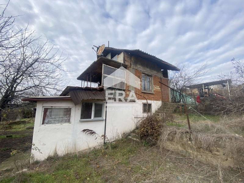 Продава КЪЩА, гр. Русе, в.з. Средна кула, снимка 2 - Къщи - 48246912