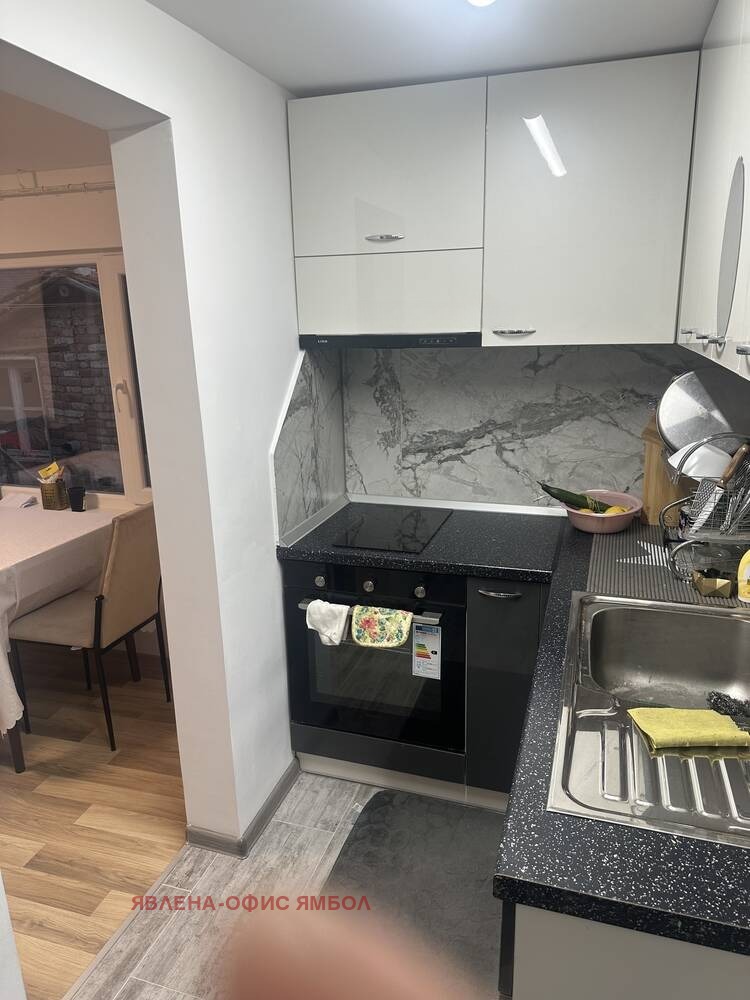 Продава  Къща град Ямбол , Център , 90 кв.м | 30365808