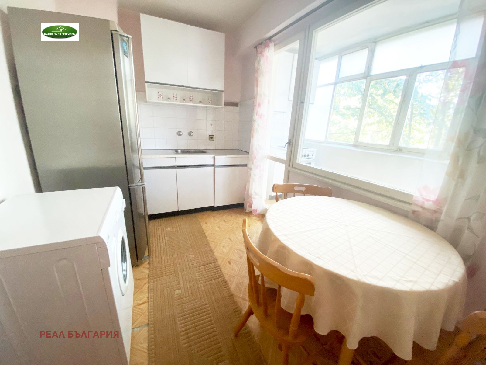 Продава 2-СТАЕН, гр. Русе, Чародейка - Юг, снимка 2 - Апартаменти - 55789821