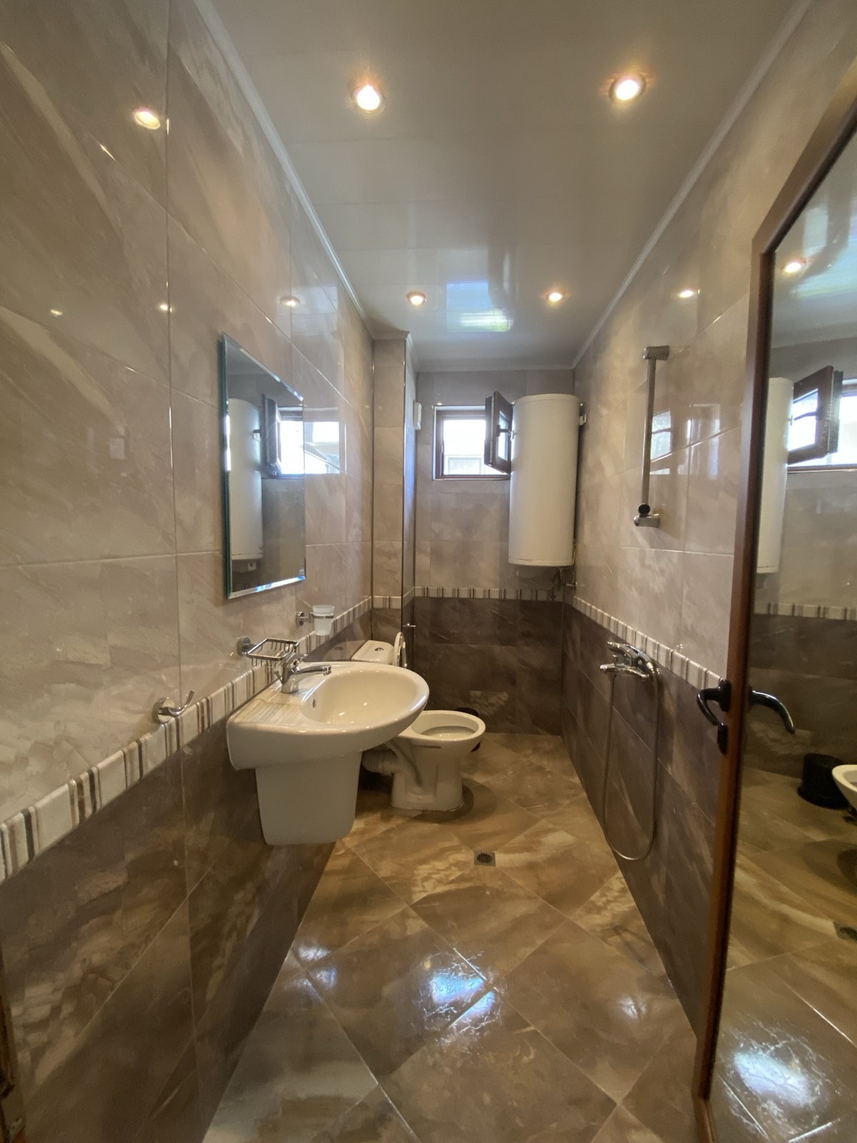 Продава 3-СТАЕН, гр. Ахтопол, област Бургас, снимка 10 - Апартаменти - 55348853