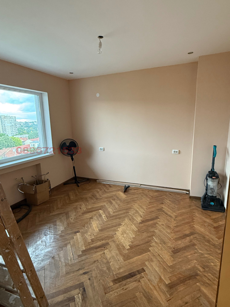 Продава  Многостаен град Шумен , Център , 80 кв.м | 67347410 - изображение [6]
