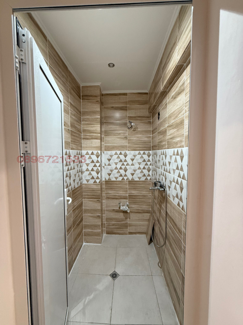 Продава  Многостаен град Шумен , Център , 80 кв.м | 67347410 - изображение [9]