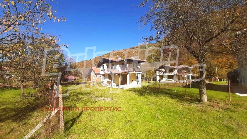 Продава КЪЩА, с. Рибарица, област Ловеч, снимка 5 - Къщи - 52374818