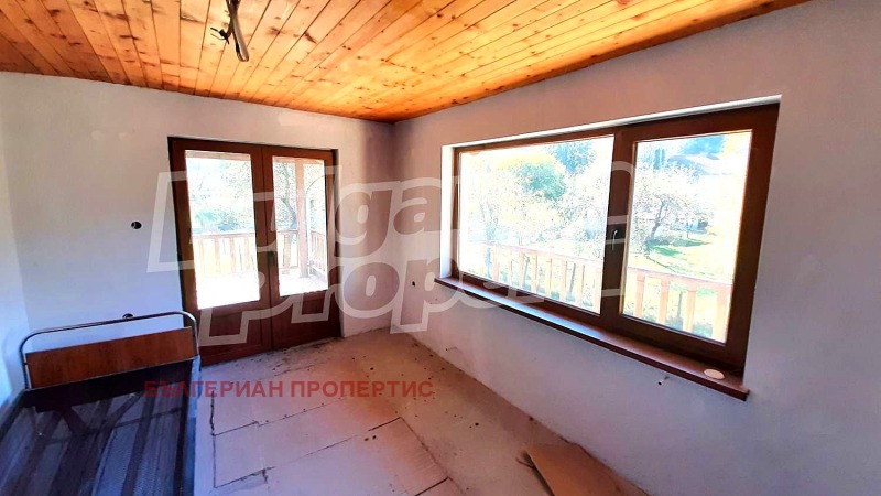 Продава КЪЩА, с. Рибарица, област Ловеч, снимка 8 - Къщи - 52374818