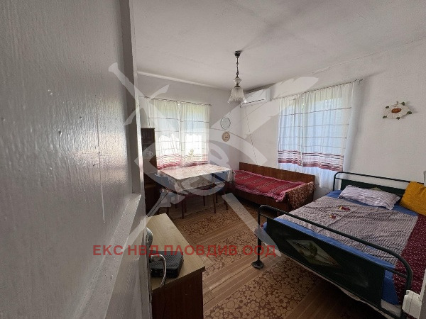 Продава КЪЩА, с. Иван Вазово, област Пловдив, снимка 8 - Къщи - 53946158