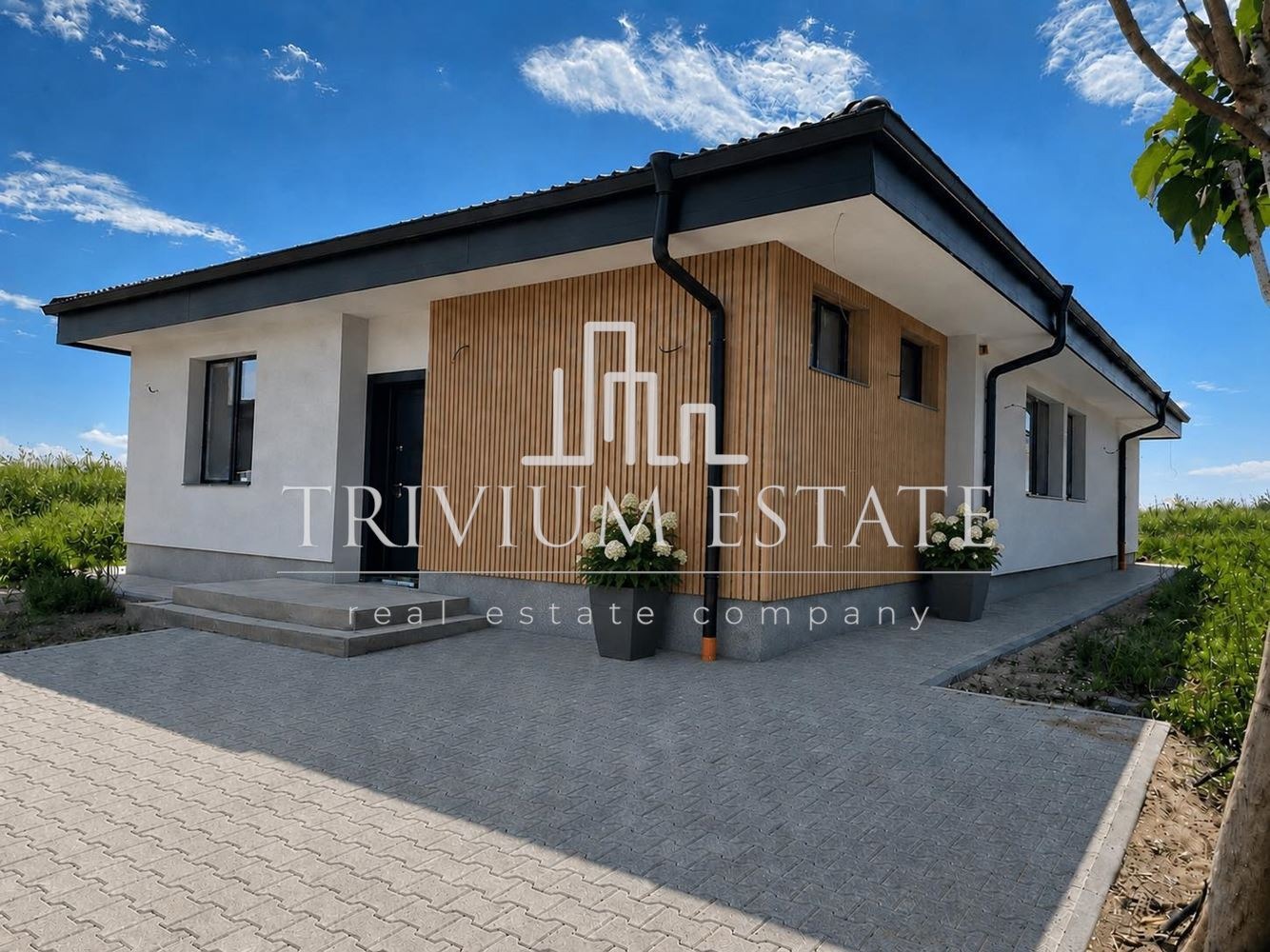 Продава КЪЩА, с. Радиново, област Пловдив