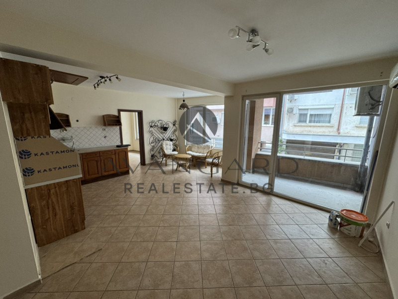 Продава 3-СТАЕН в град Пловдив, Кършияка - 99 кв.м / 299 999 € » 586 747.04 лв., АВАНГАРД РИЪЛ ЕСТЕЙТ