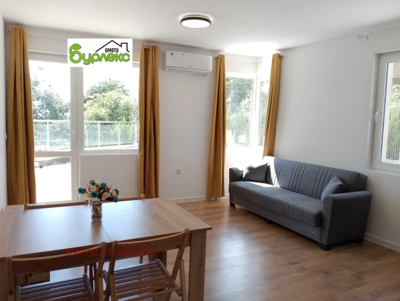Na prodej  1 ložnice Varna , m-t Pčelina , 75 m2 | 68564440 - obraz [2]