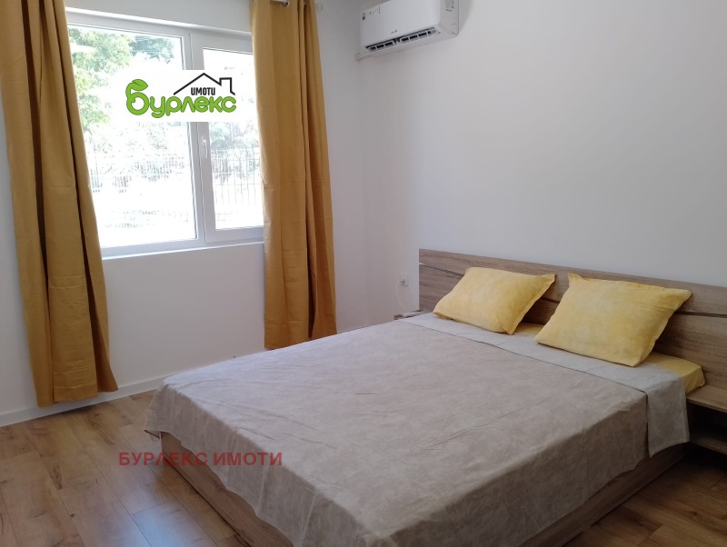 Na prodej  1 ložnice Varna , m-t Pčelina , 75 m2 | 68564440 - obraz [3]