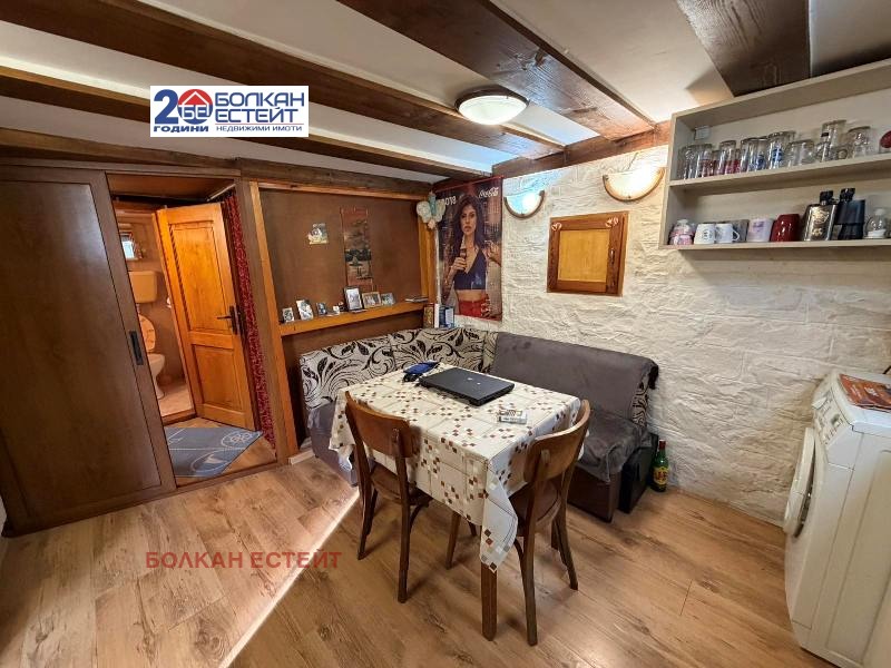 Продава КЪЩА, с. Добри дял, област Велико Търново, снимка 11 - Къщи - 52799613