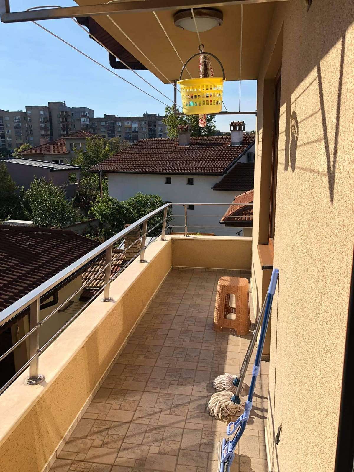 Продава ЕТАЖ ОТ КЪЩА, гр. Разград, Варош, снимка 16 - Етаж от къща - 55387706