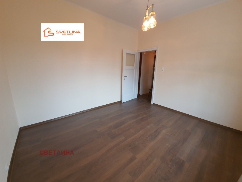 Продава 4-СТАЕН, гр. София, Център, снимка 4 - Апартаменти - 52685931