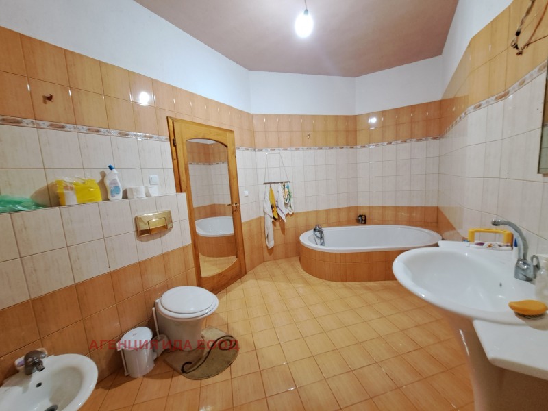 Na sprzedaż  Dom Sofia , Żeleznica , 510 mkw | 34686585 - obraz [12]