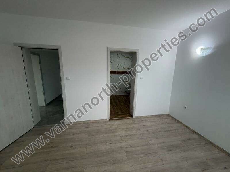 Продава КЪЩА, с. Соколово, област Добрич, снимка 5 - Къщи - 52951771
